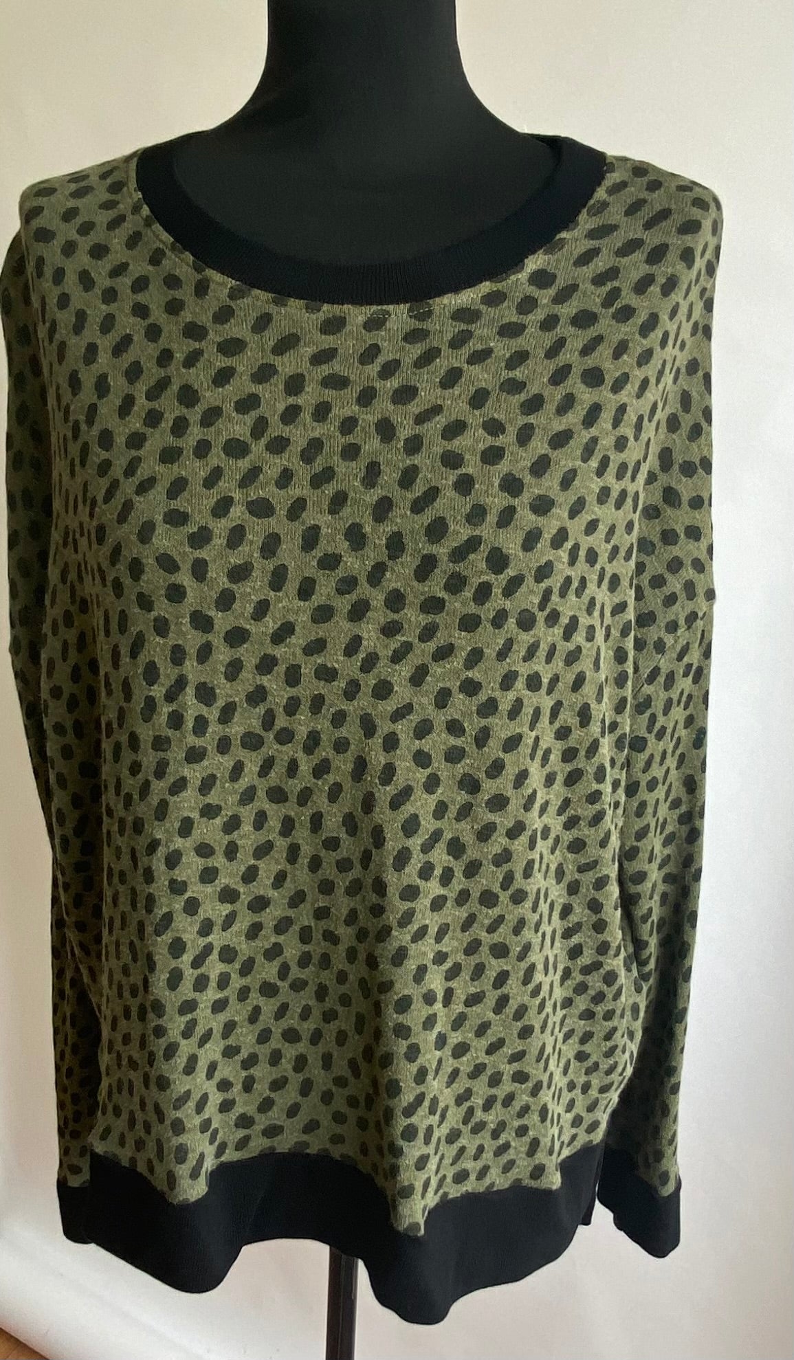 Winter 23 jo jo slub spot knit