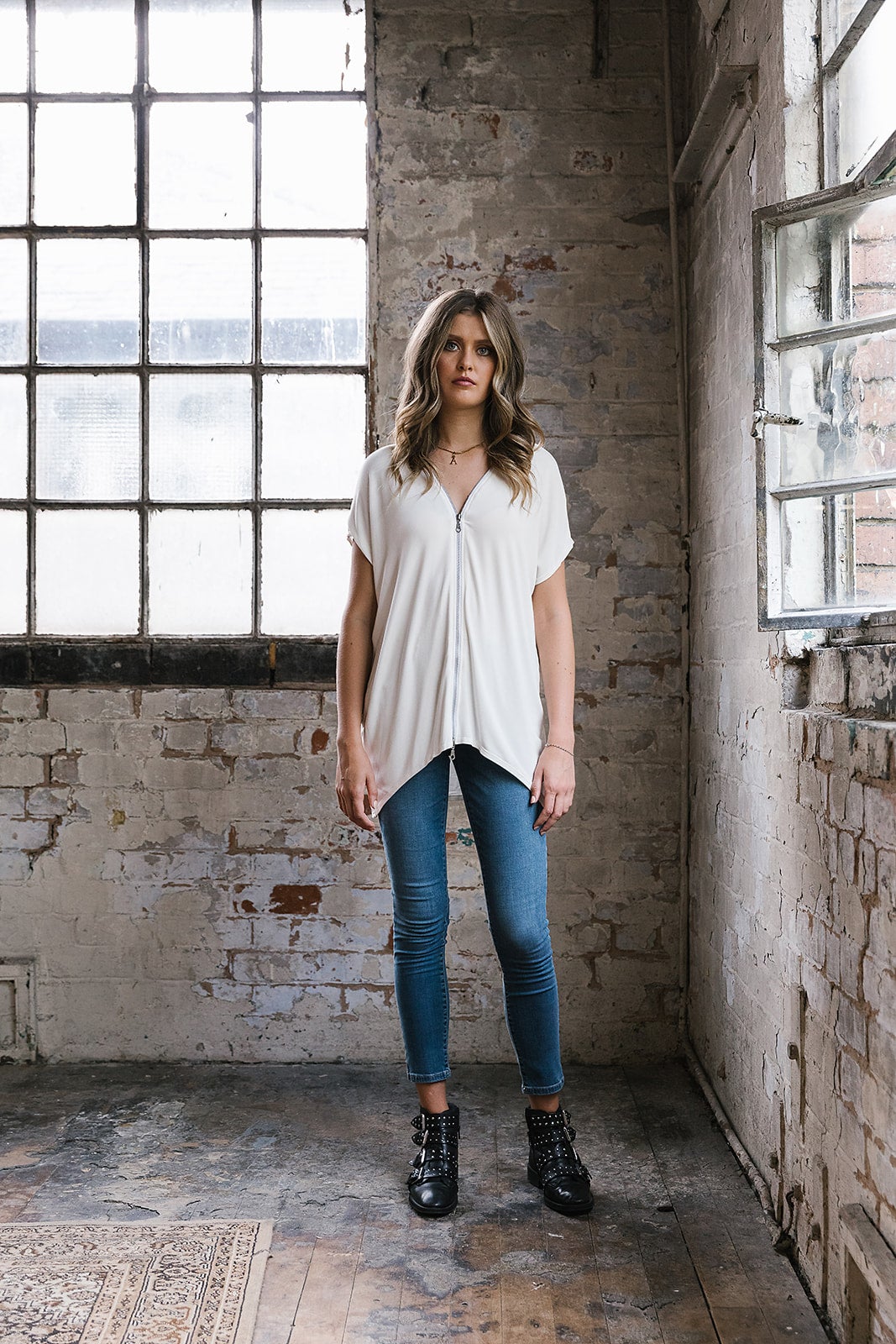 Summer  Short Sleeved Flick Zip Top