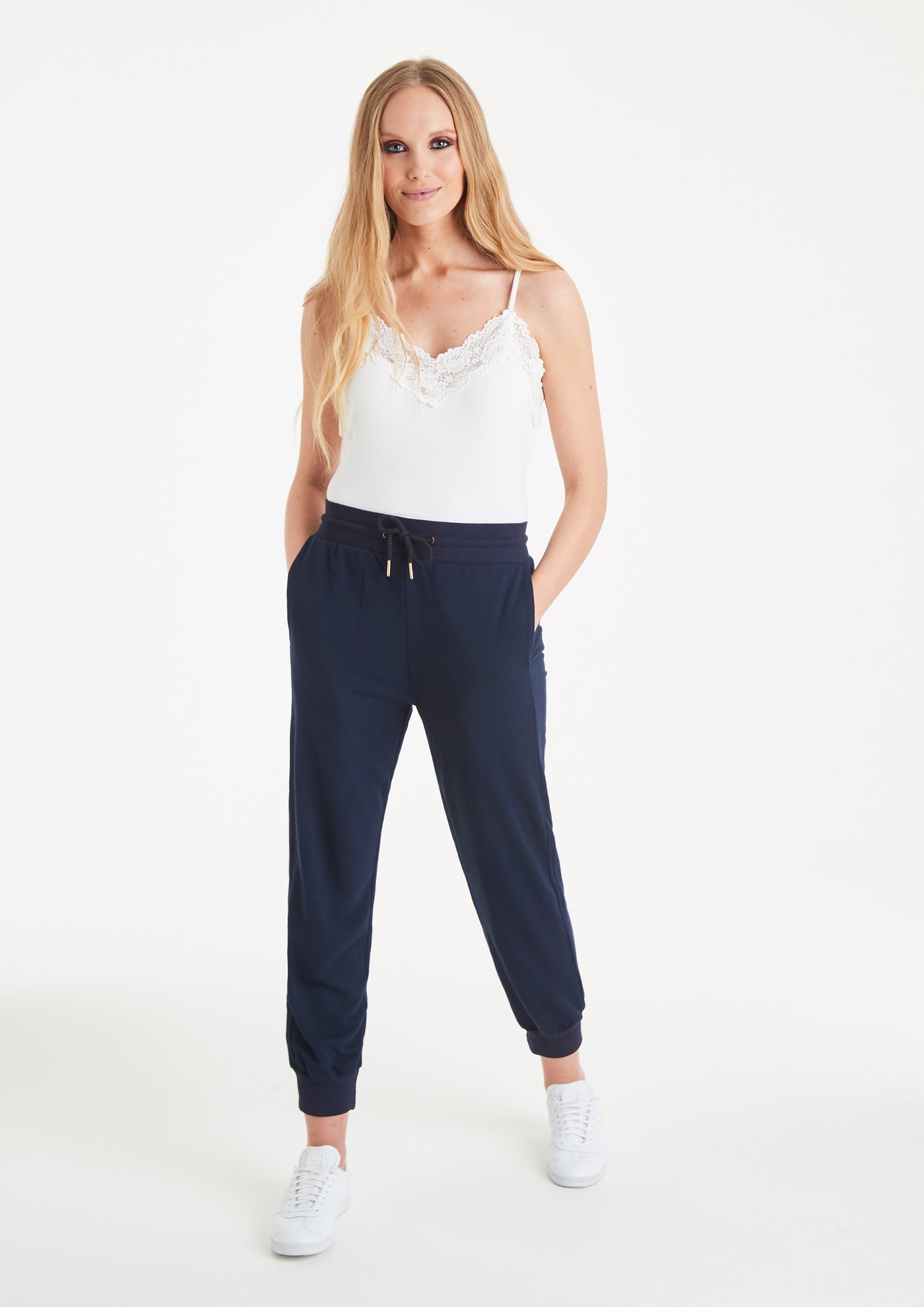 Maisie 
Joggers