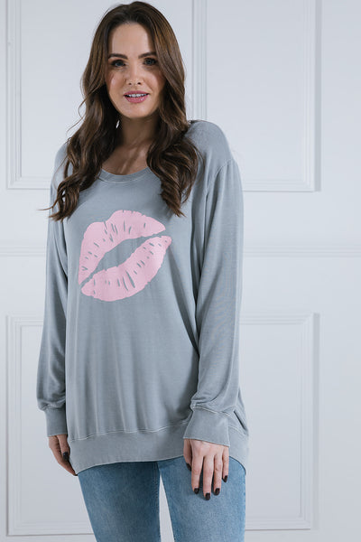 Lucie Lips Sweat