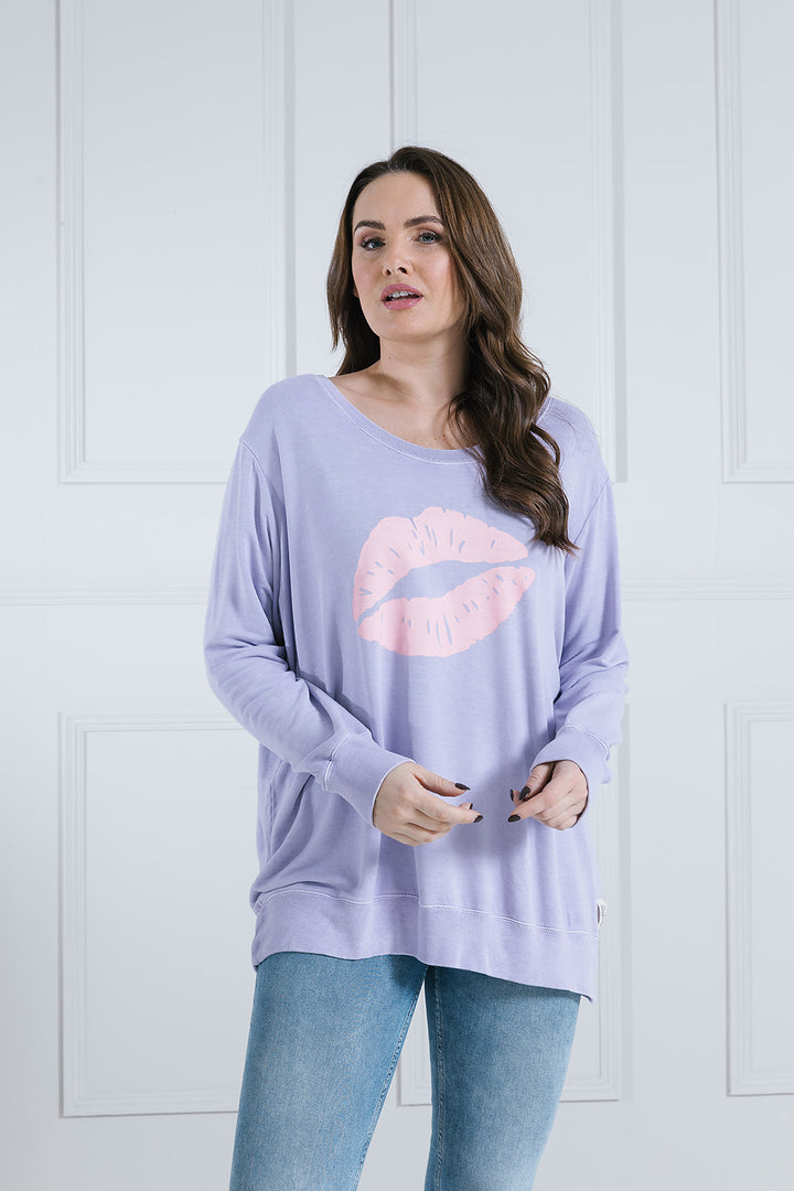 Lucie Lips Sweat