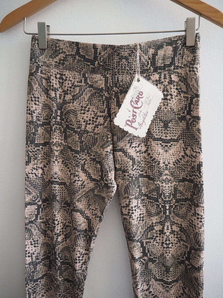 Snakey Print Leggings