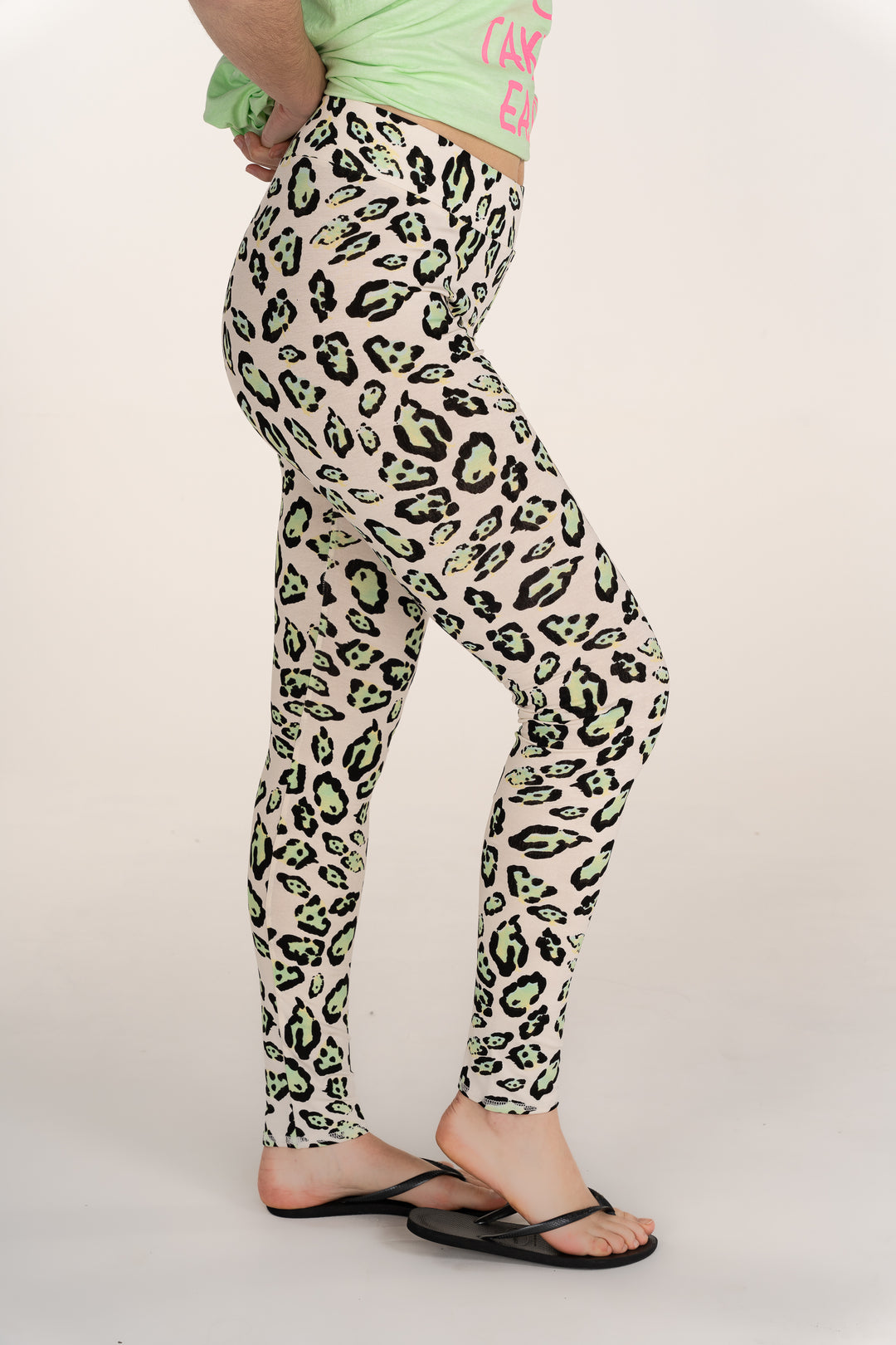 Sundae Tee Cher Animal Print Leggings