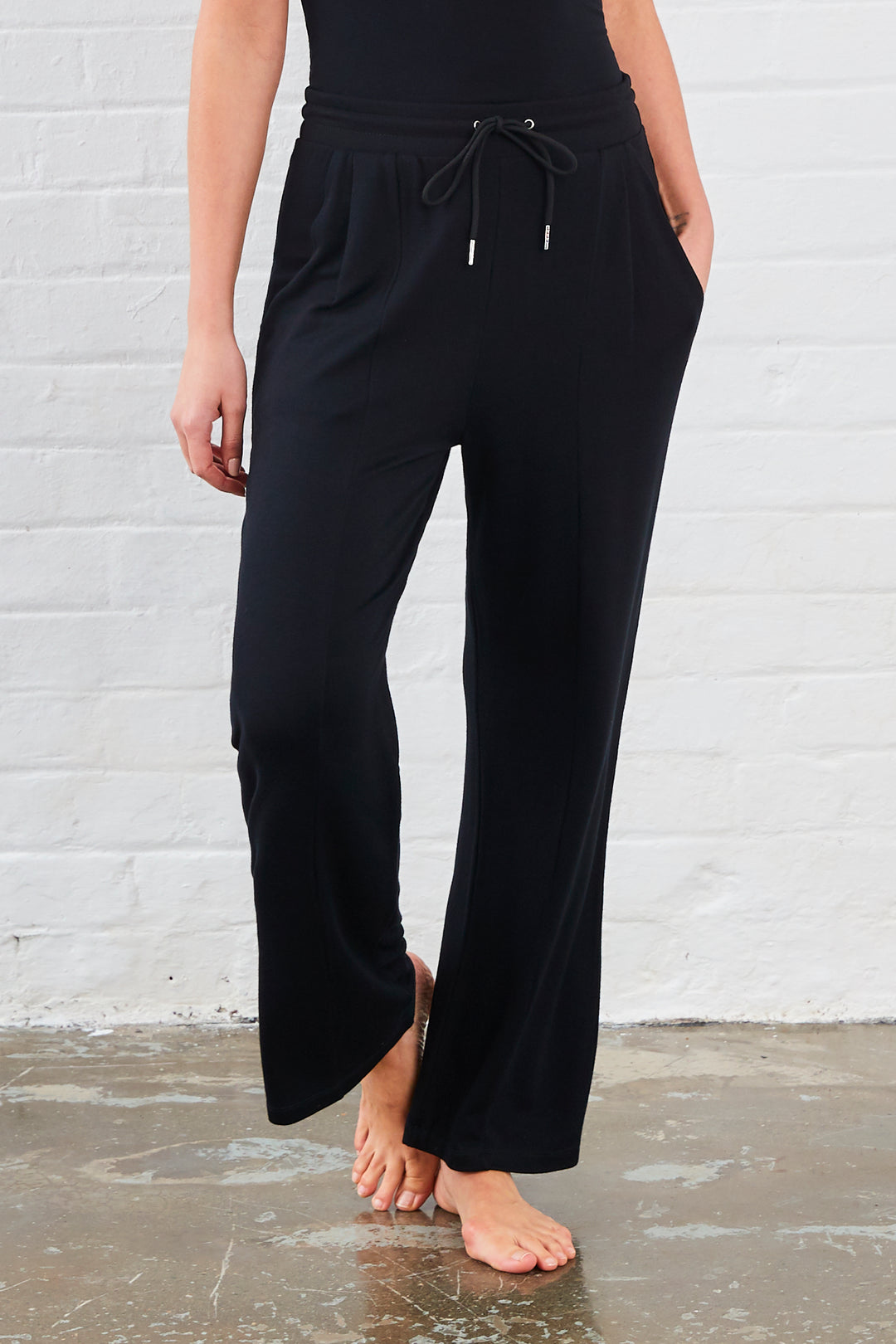 Sundae Tee Lily Embroidered Joggers