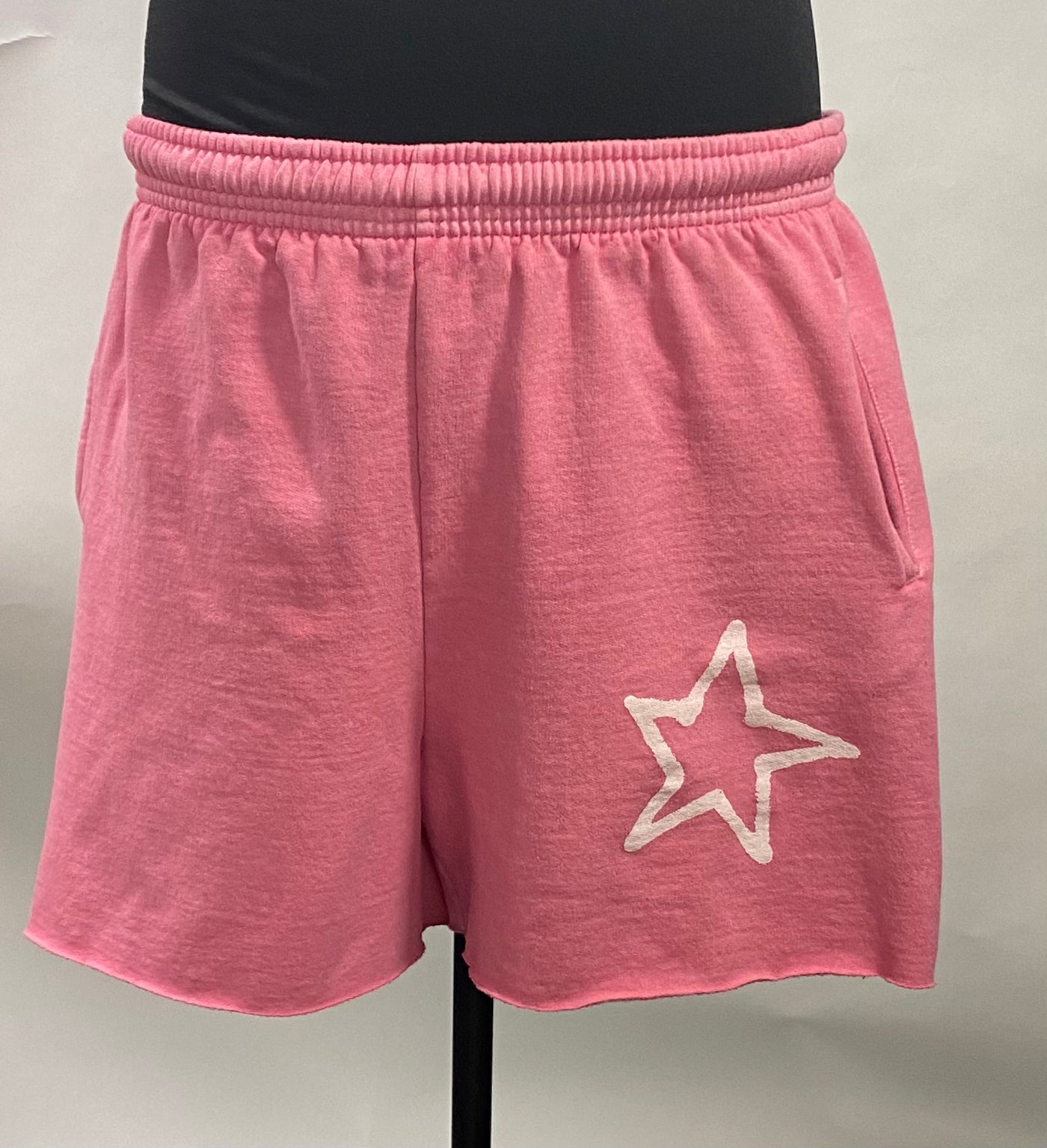 ST23 Star print shorts